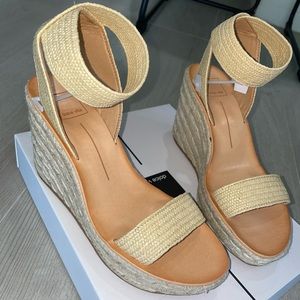 DOLCE VITA PHILLY RAFFIA WEDGES! SIZE 8 NWT!